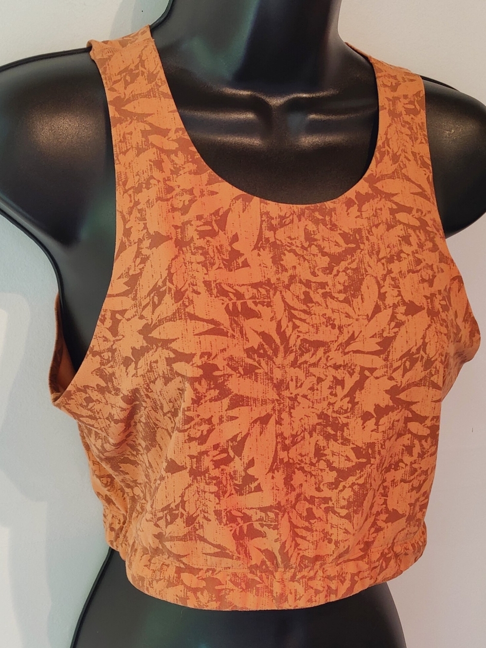 REI Orange Fitness Crop Tank Top M